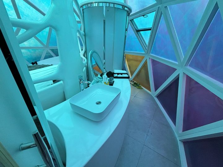 Smart Glass Igloo Dome