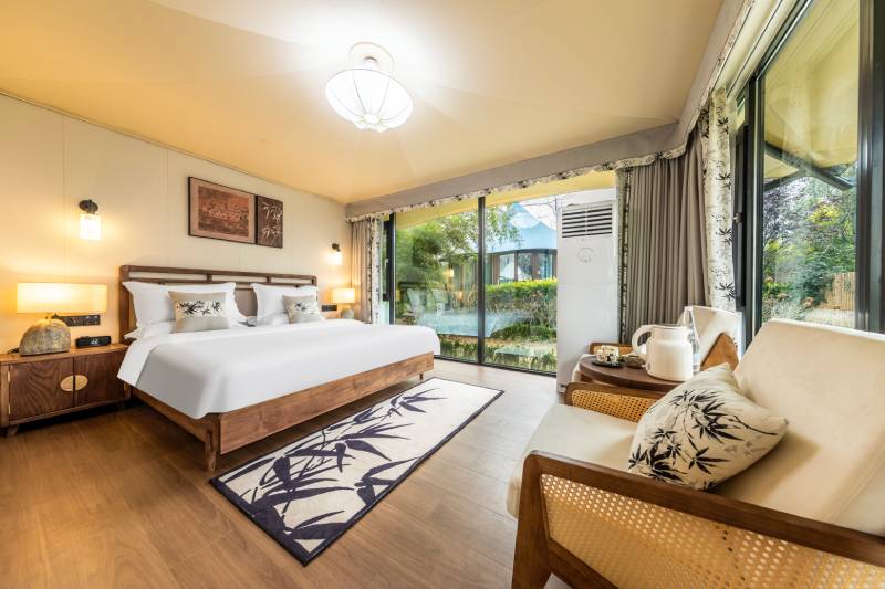 Lodge Tent- Hillcrest