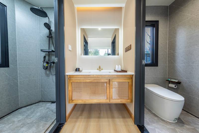 Double-deck Glamping Tent - SkyVista Lodge