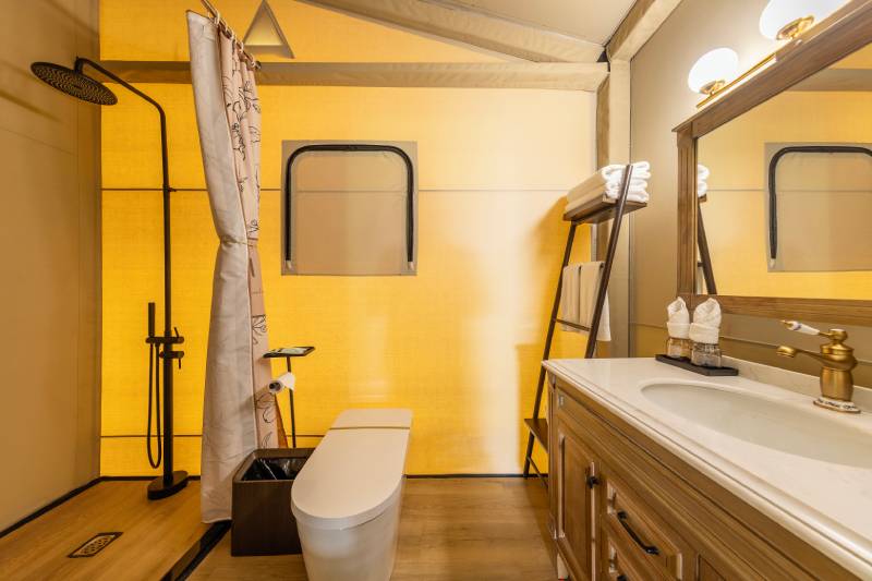 Family Safari Tent - PAVONA