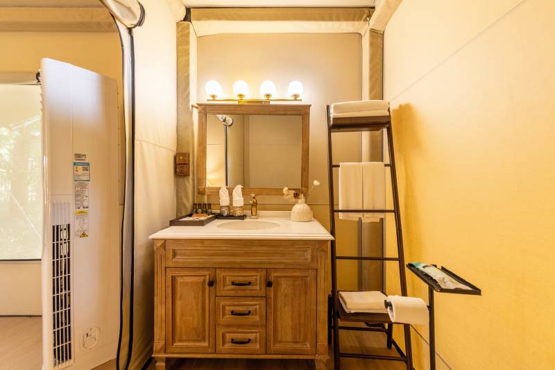 Family Safari Tent - PAVONA